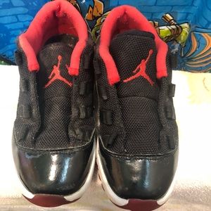 Jordan 10c shoes 25cash